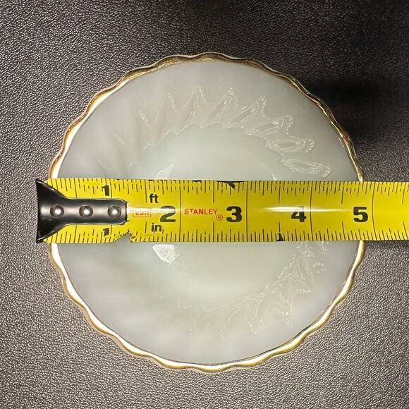 Set of 3 Vintage Anchor Hocking Oven Ware Suburbia Gold Trim Swirl Desert Bowls - Picture 4 of 5